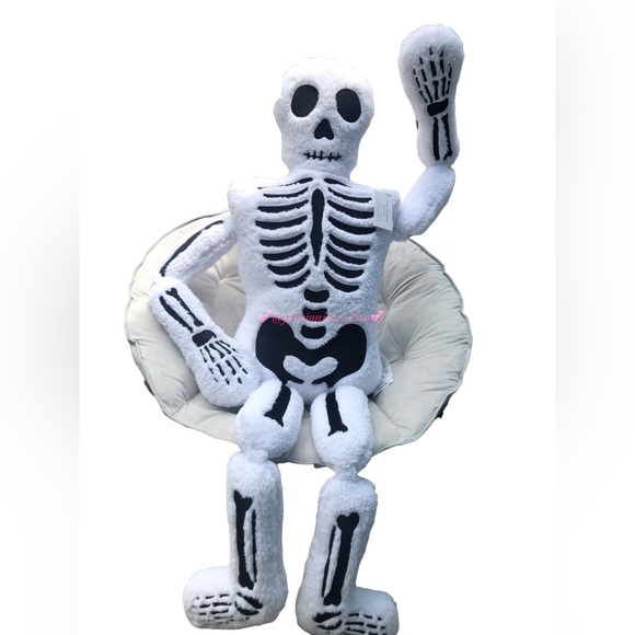 NEW HTF Isaac Mizrahi halloween life size skeleton pillow 5 feet tall - Picture 1 of 7